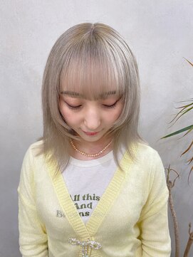 イル(iLu.) ホワイトブリーチ/ホワイトブロンド/ブロンド/ホワイトベージュ