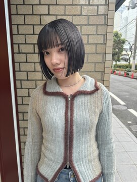 シイ(SIE) ダークグレー bob