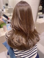 韓国レイヤーカットブラウンカラートリートメント