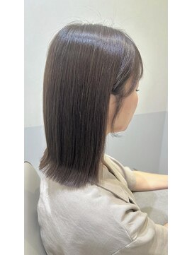 エレノア 枚方(Eleanor) くくっても可愛いボブ＠飛鳥