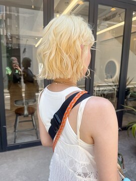 フラム 渋谷(flamme) 抜きっぱなしブロンド×ボブ