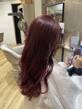 フィゼル あべのルシアス店(Aujua fizelle) ボルドーピンク*佐藤 空