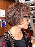 ショートボブ／レイヤー/ハイライト/beautrium鎌倉小町　比嘉
