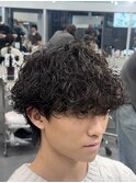 渋谷波巻きパーマメンズカットセンターパートウルフマッシュ