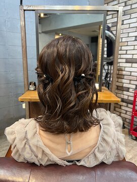 ボブヘアのハーフツイン【清板】