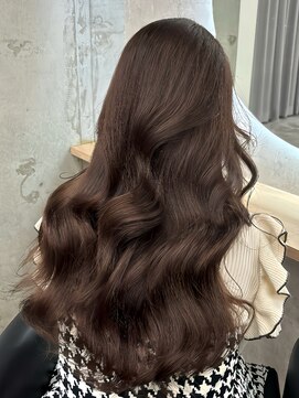 アロ 大阪梅田(alo) 【苗代萌】ブラウンカラー