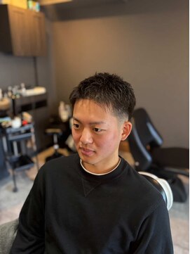 ザ ブライト バーバー(The BRIGHT BARBER) フェザーアップ×0.4mmフェード