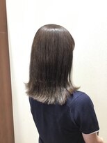 アクセ 20代30代40代◎大人可愛い小顔無造作カールナチュラルアッシュ