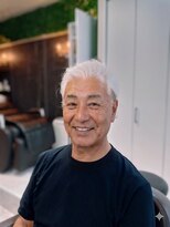 マーナ(MANA) イタリア風ウエーブヘア