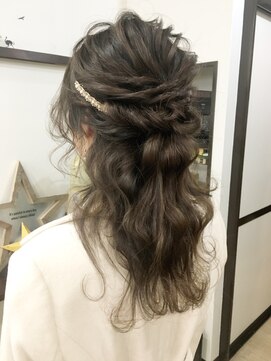 アゴーグ(agog) ☆ハーフアップ アレンジ☆