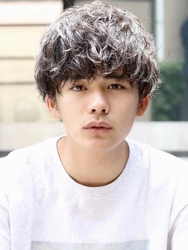 ネイビー(NAVY) スパイラルパーマの真骨頂！YMZKブレイズ