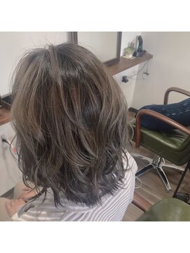 ラグリリーフ(Rug Relief) ゆるふわバレイヤージュ×グレージュ♪