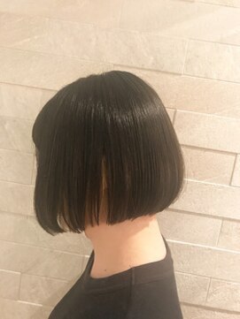 ジーナ 西荻窪(Zina) 【CELINE　西荻窪】大人かわいい×ミニボブ