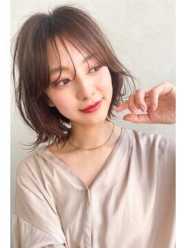 エイミー(Aimee) Aimee 町田 こなれボブ×モカベージュ