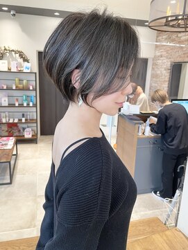 バンプ ギンザ(BUMP GINZA) 《30代40代》白髪ぼかしハイライト×前下がりボブ【イケダ】