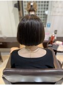 美髪ミニボブスタイル