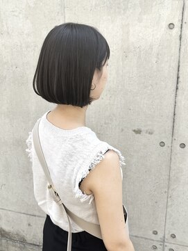 リアン アオヤマ(Liun Aoyama) シンプルワンカールボブ