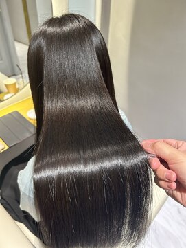 アンサー(answer) "髪質改善で叶える"  暗髪×艶ストレート 『銀座/個室』