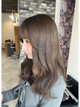 プリームヘアーホワイト(Pleame hair WHITE) オリーブベージュ