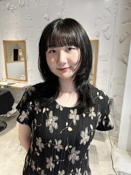 コフィー バイ メルト 吉祥寺(cofy by melt) 【中澤彩乃】ウルフレイヤー顔まわりカットダークグレー暗髪前髪