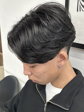 ラヴィズムバイフィフス(LUVISM by fifth) 新潟万代ニュアンスパーマセンターパートフェザーパーマ30代