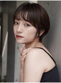 大人可愛い20代30代40代黒髪前下がりひし形小顔ボブ丸みショート