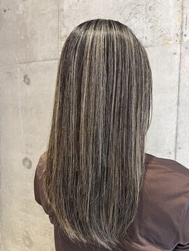 プラスシー(+C) 大人の髪を育てる地毛にハイライト!福岡地毛にハイライト