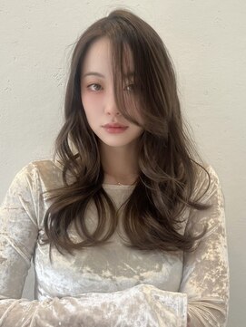 ソレイユトウキョウシブヤ(SOLEIL TOKYO shibuya) ロングレイヤーカーリーヘアシアーベージュ