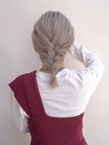 ラッドルーム(LAD ROOM.)&nbsp;グレーシルバー/シルバーグレージュ/ケアブリーチ/編み下ろし