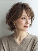 白髪ぼかしハイライト大人ショートボブ