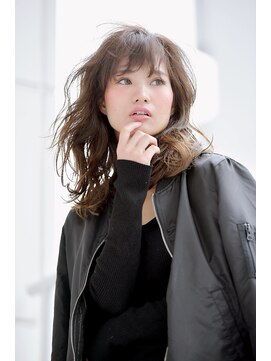 ミエルヘアーエスト 新宿店(mielhair est) スポンテニアスベージュ【miel hair 新宿3号店】