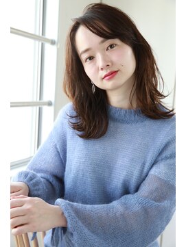 エクリ 麻布十番(equri) 大人の愛されロングウルフ