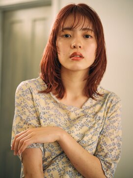 リィベ(Liibe) #エアリーミディ#ハイトーン#こなれ髪