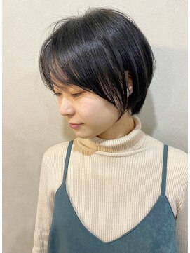 アイエン(aien) フェザーバング×大人かわいい×マッシュショート×ボブ/中崎町