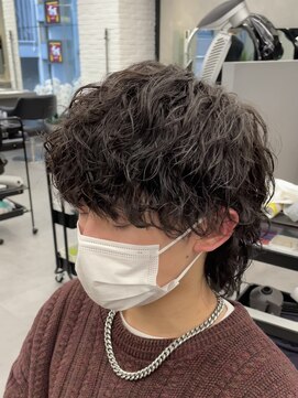 オーバルバイアピッシュ(OVARL by apish) 縦落ちウルフパーマ/ウザバング/くるくるツイストパーマメンズ