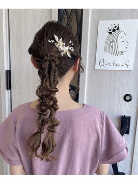 クインヘアー(Qin hair) 【YU.ki】ツインアレンジ　ヘアセット　ヘアアレンジ