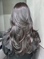 アイティーバイアルバム 藤沢店(IT by ALBUM) レイヤーカットレイヤーロンググレージュカラー_ba501691