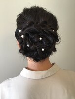 びようしつ あとりえ&nbsp;ラメ入りヘアアレンジ