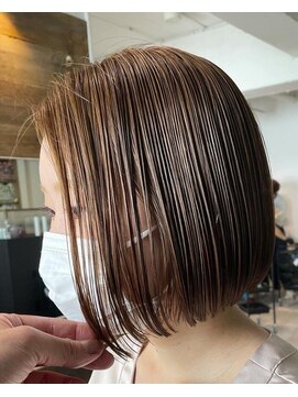 イコール 妙典(equal) 作り込みベージュ