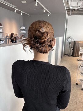 ヘアーエスクールシーユー 枚方T-SITE店(hair S.COEUR×Cu) ニュアンスタイトアレンジ