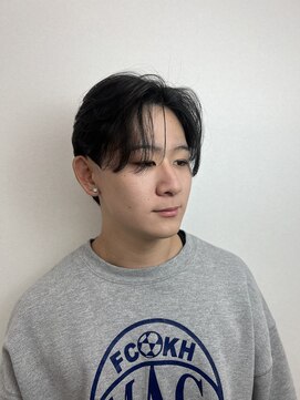 ステージ(STAGE) センターパート　ニュアンスパーマ　ダウンパーマ