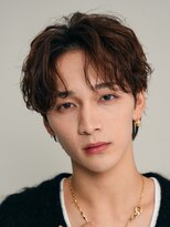 フィフス(fifth)&nbsp;原宿シャドウパーマメンズカットセンターパートコンマヘアfifth