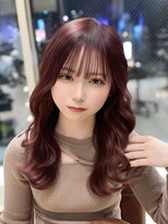 アマトウキョウスマートサロン(AMA TOKYO×Smart Salon)&nbsp;チェリーレッド　くびれヘア　暖色カラー　レイヤーカット