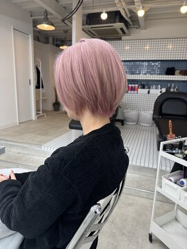 メイドバイスティーン(MADE BY STEEN) ピンク／ショートボブ