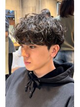 キュー(Cue_)&nbsp;メンズパーマシャドウパーマスパイラルパーマくせ毛風パーマ