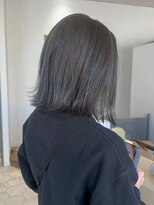 ファルファラ(farfara) 透明感シアーグレージュ/ミディアム/レイヤーカット