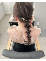 エミュ ヘアー(emu.hair) お呼ばれヘアセット