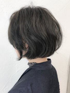 ウィロー(WILLOW) 【WILLOW】柔らかボブ×ダークカラー（井下貴史）