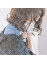 ヘアーサロン トランク(TRUNK)&nbsp;ミニボブウェーブ　アッシュ　ベールカラー