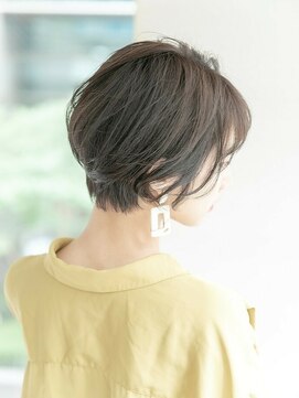 アフロディーテ ギンザ 秋葉原店(APHRODITE GINZA) 外ハネボブ/グラデーションカラー/ペールベージュ/秋葉原